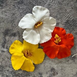 Vibrant Floral Hair Clips  - White, Yellow, and Orange